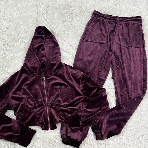 Haute Monde Pants - 🍋 Haute Monde Velour Jogger Set